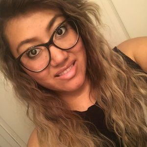 Meet your Posher, Cory